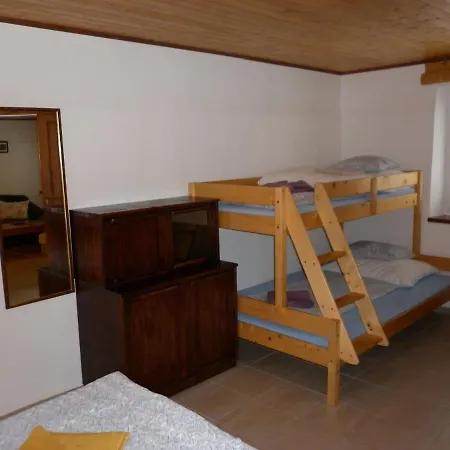 شقة U Zamku Stráž nad Nežárkou